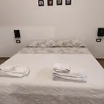 Residenza Sciarra 3 Stanze3 Bagni Apartman