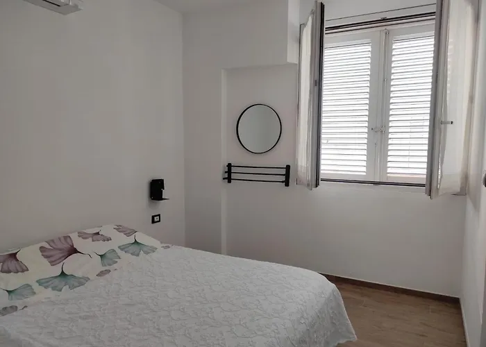 Residenza Sciarra 3 Stanze3 Bagni *