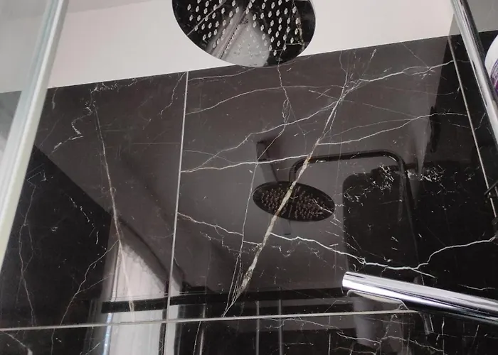 Residenza Sciarra 3 Stanze3 Bagni *